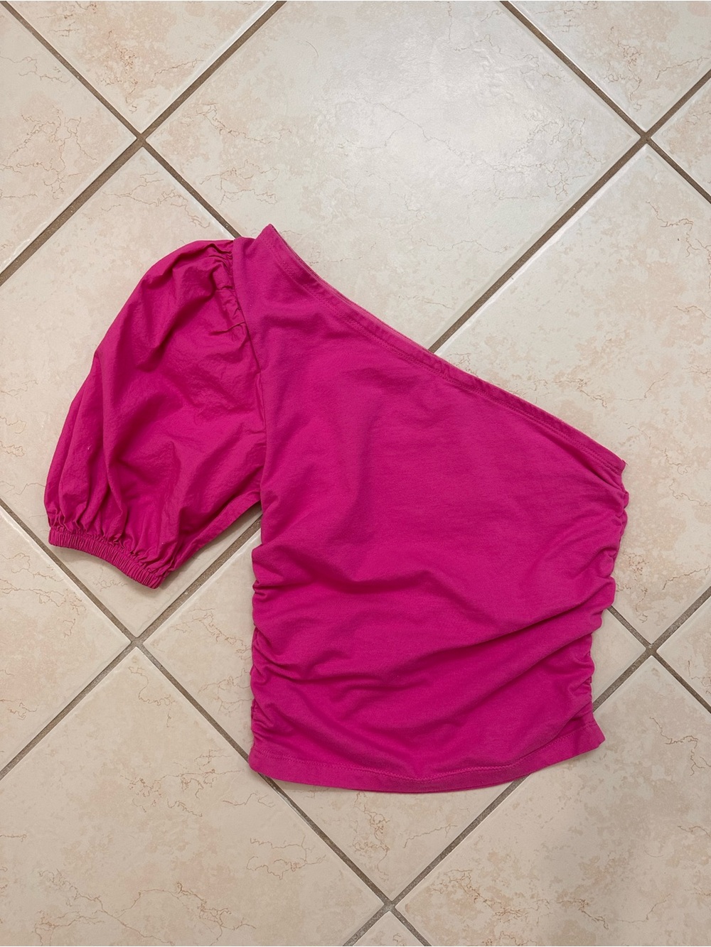 French Connection One-Shoulder Puff Sleeve Crop Top - Hot Pink